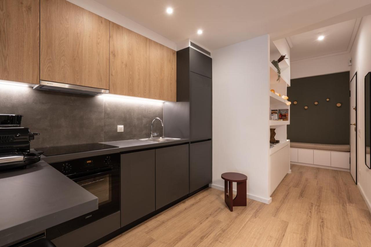 Unique 2 Bedrooms Apartment, Steps To Plaka And City Center Athen Exterior foto