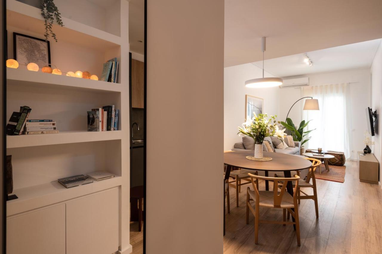 Unique 2 Bedrooms Apartment, Steps To Plaka And City Center Athen Exterior foto