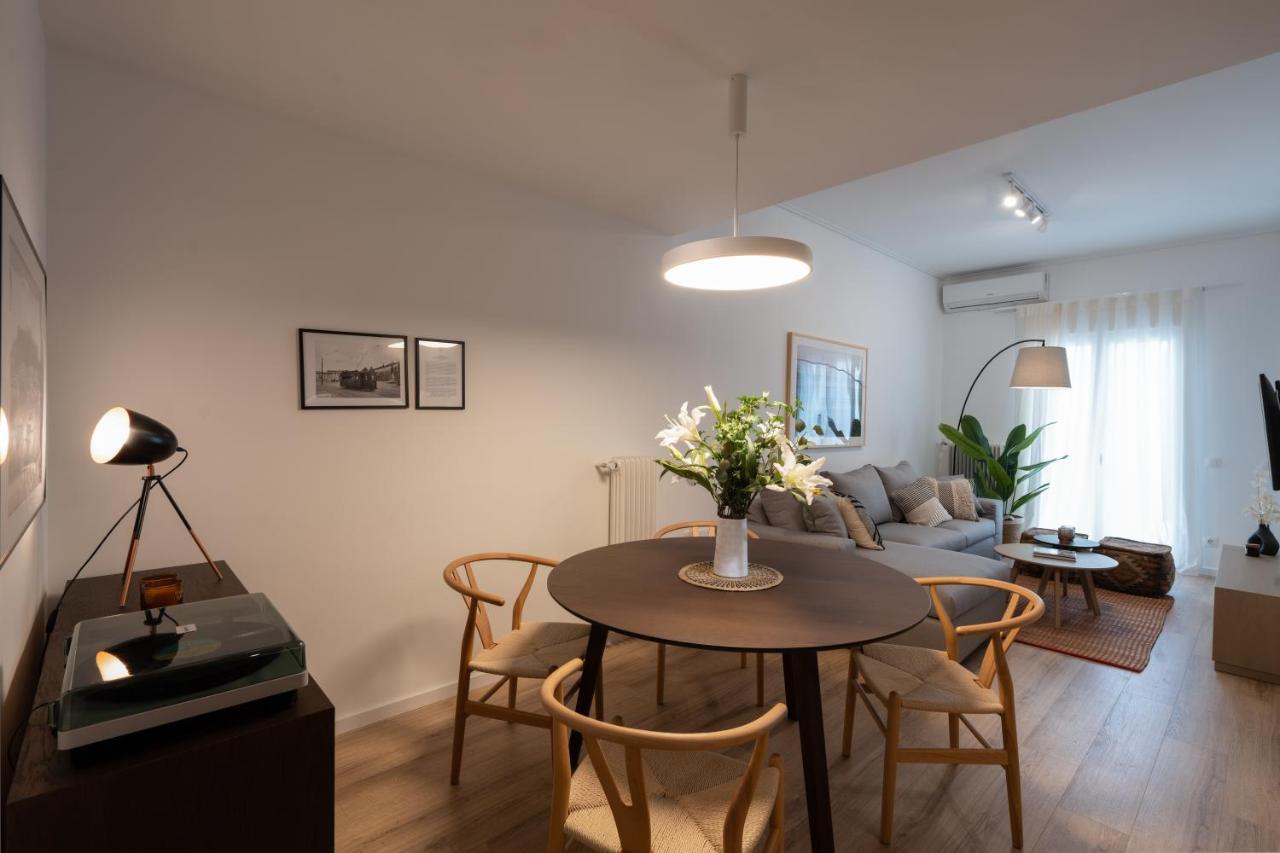 Unique 2 Bedrooms Apartment, Steps To Plaka And City Center Athen Exterior foto